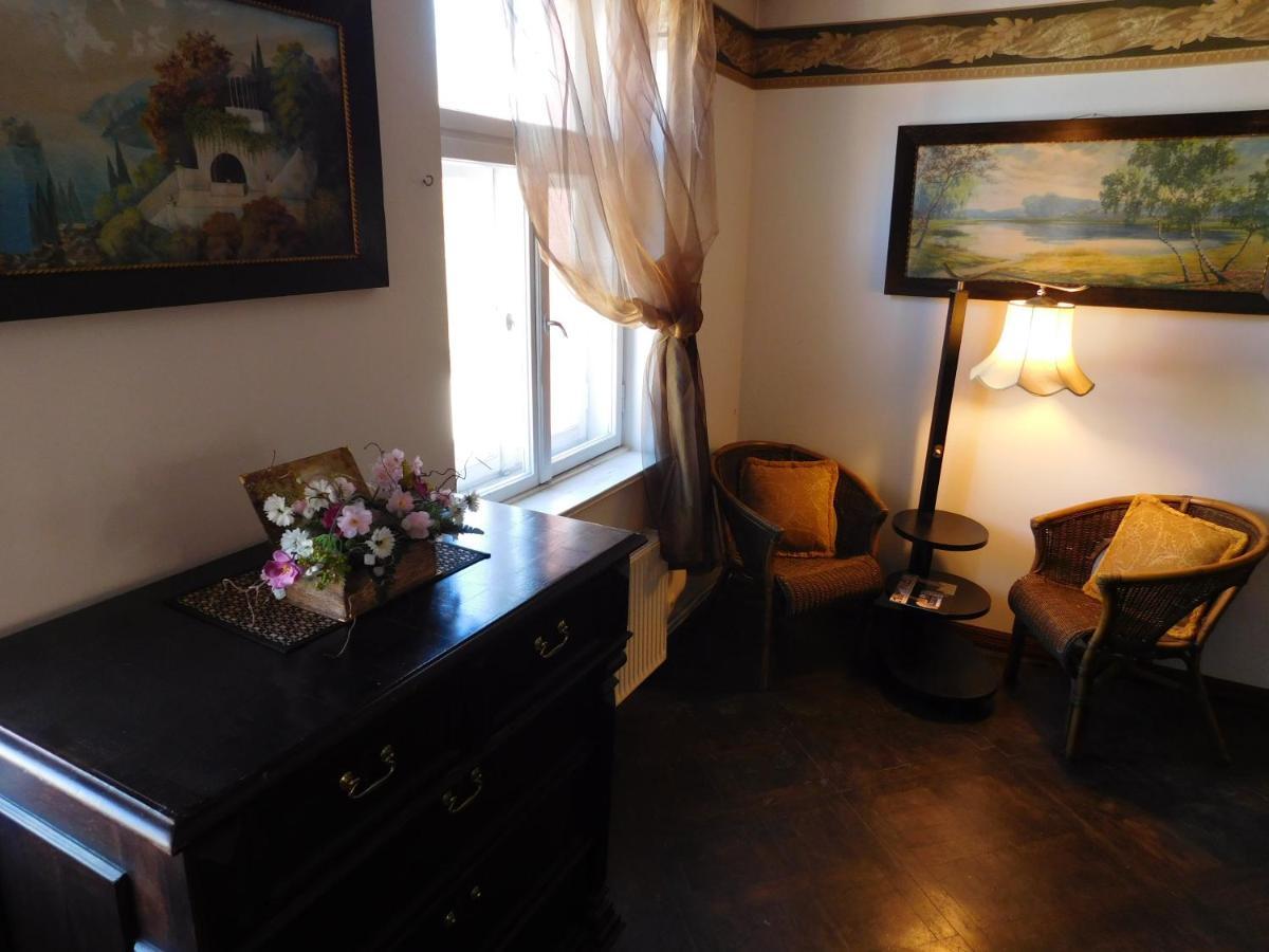 Senliepaja Hotel Екстериор снимка